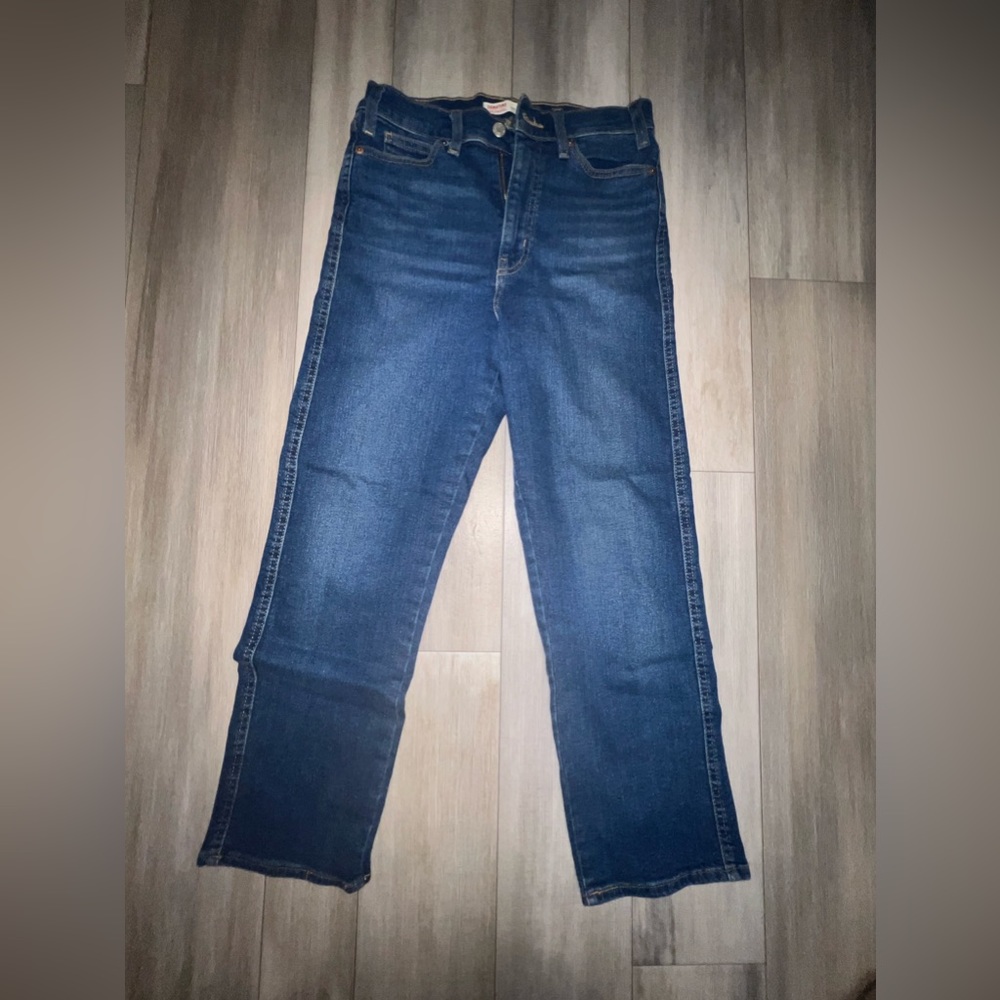 Signature by Levi Strauss